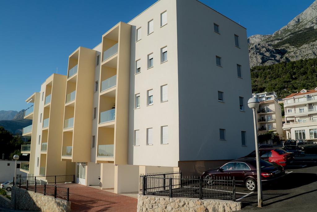 Apartmani Ruzica マカルスカ エクステリア 写真