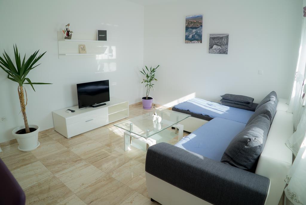 Apartmani Ruzica マカルスカ エクステリア 写真