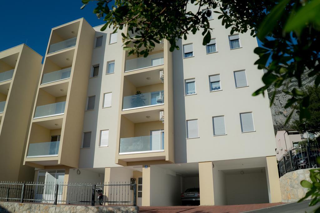 Apartmani Ruzica マカルスカ エクステリア 写真